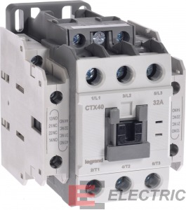 .CTX3 3P 32A 22 ~230V